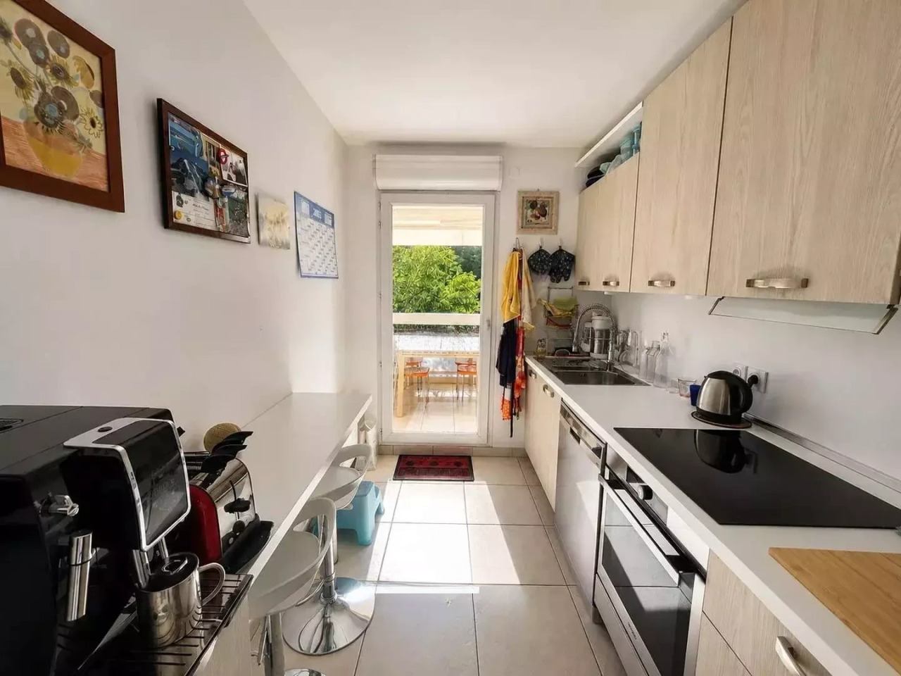 Flat in Cannes, France, 90 m² - picture 7