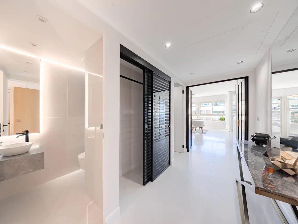 Flat in Saint Roman, Monaco, 291 m² - picture 7