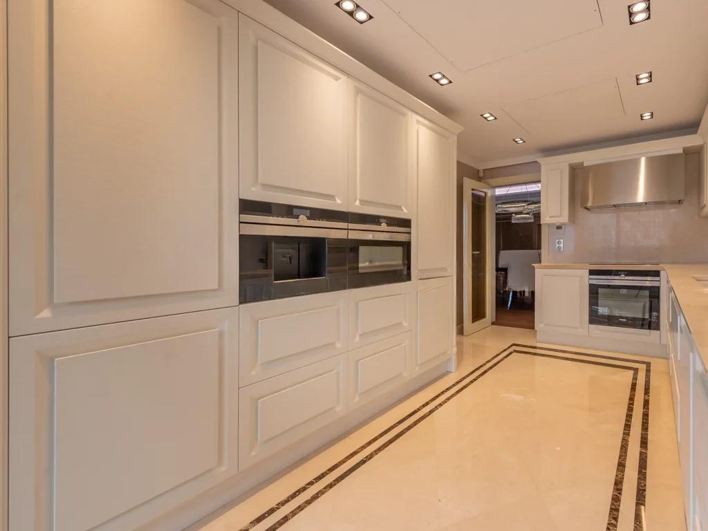 Flat in Monaco, Monaco, 1 085 m² - picture 7
