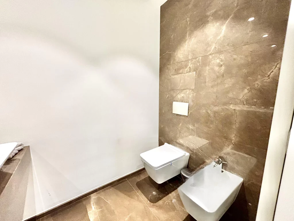 Flat in Saint Roman, Monaco, 110 m² - picture 8
