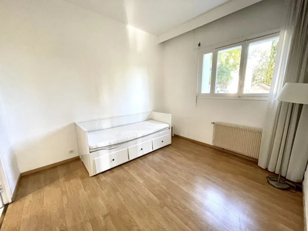 Flat in Cannes, France, 96 m² - picture 8