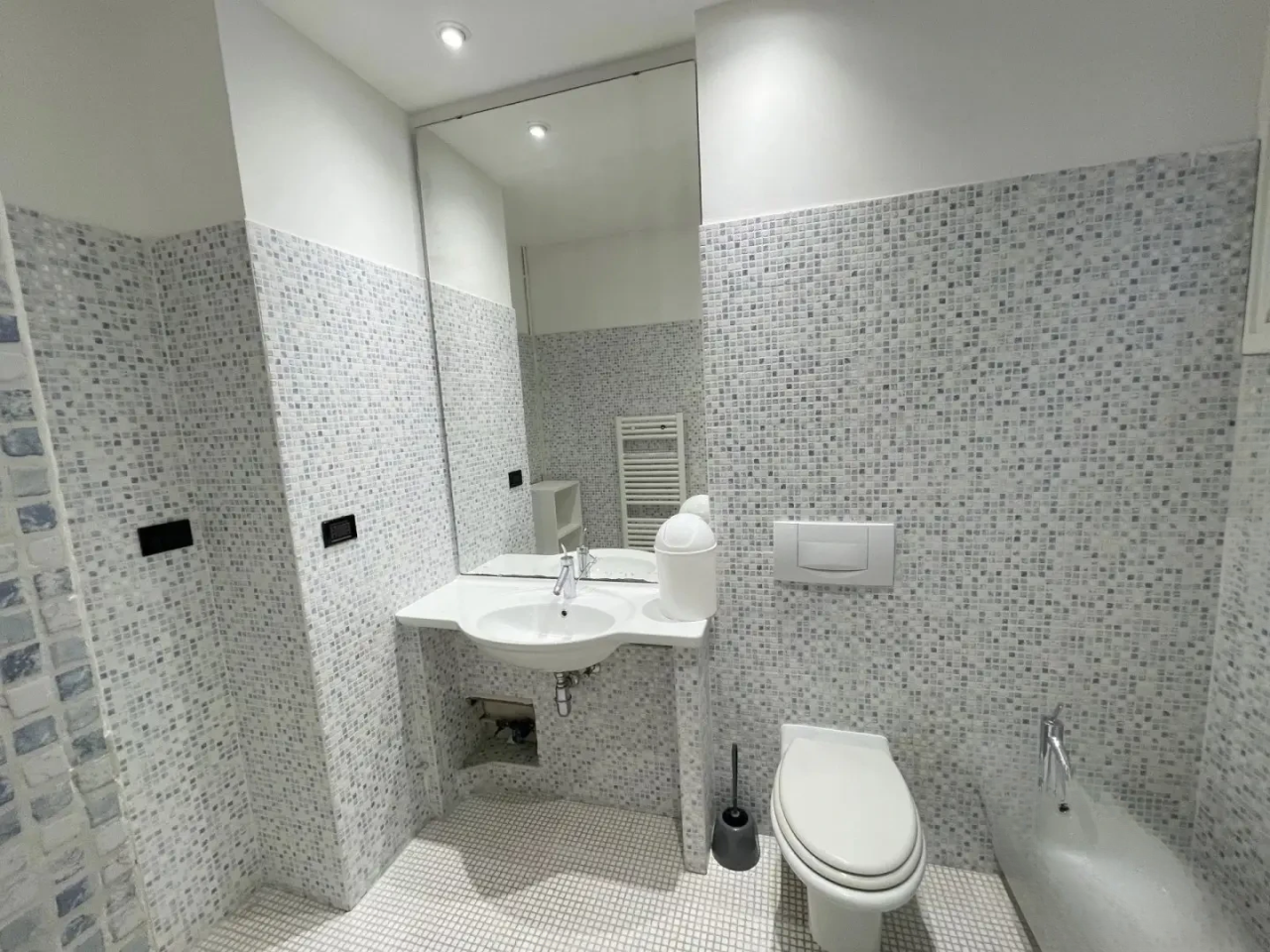 Flat in Cannes, France, 96 m² - picture 9