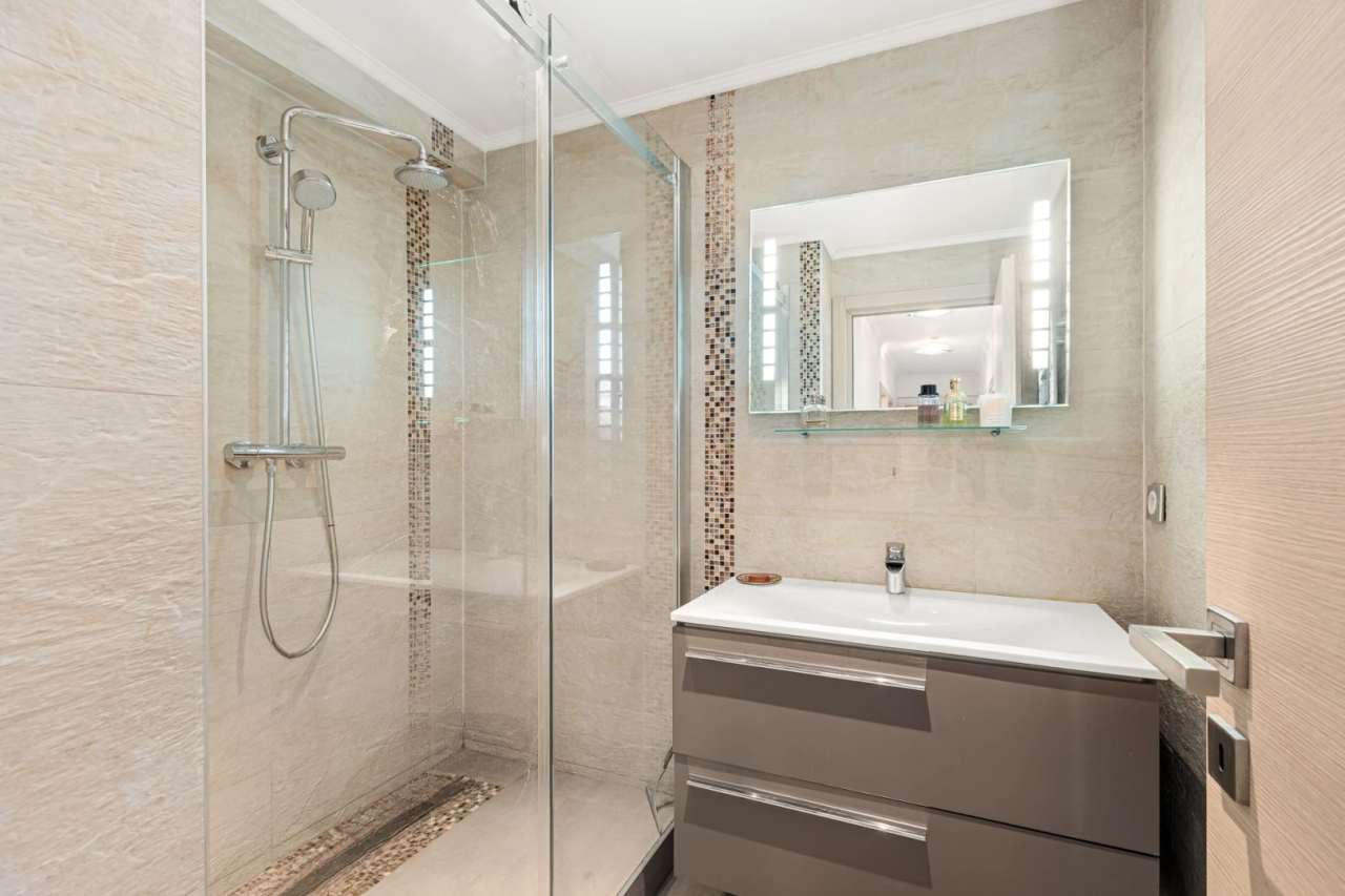 Appartamento a Cannes, Francia, 149 m² - foto 10
