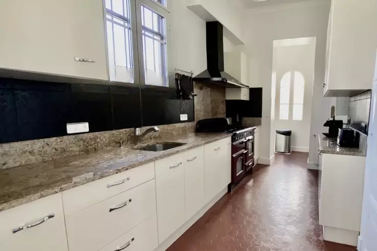 Flat in Cannes, France, 275 m² - picture 4