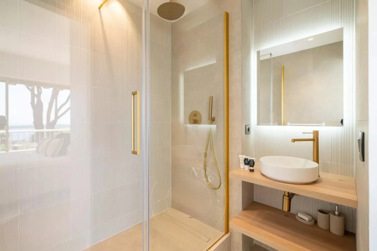 Flat in Cannes, France, 121 m² - picture 11