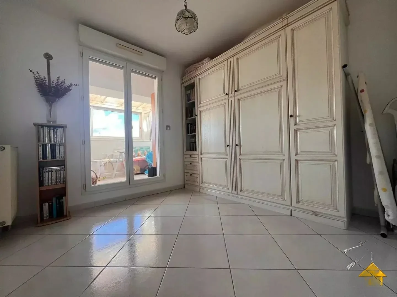 Flat in Cannes, France, 80 m² - picture 12