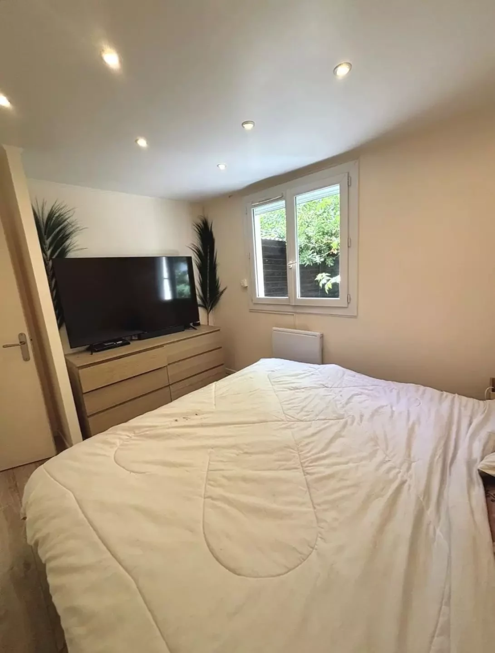 Flat in Cannes, France, 53 m² - picture 13