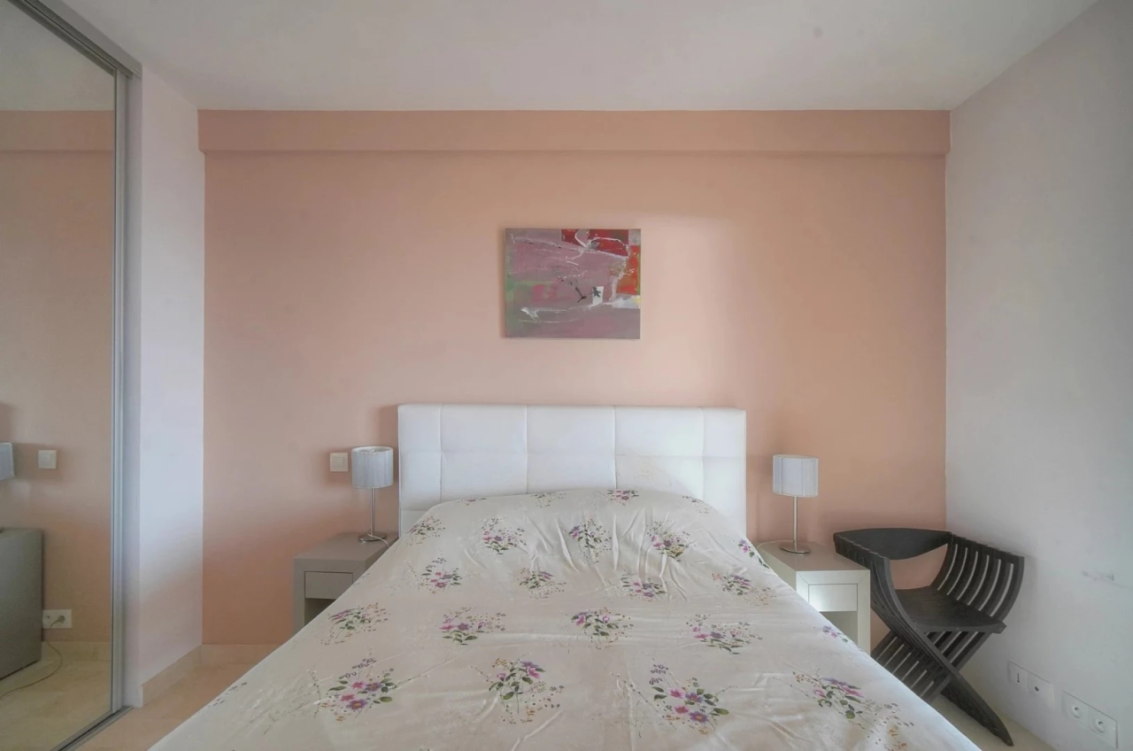 Flat in Cannes, France, 64 m² - picture 13