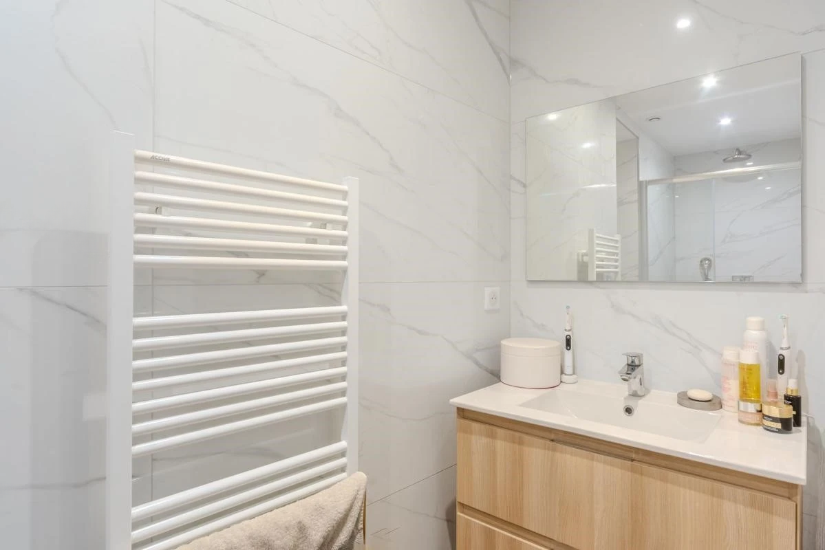 Flat in Cannes, France, 105 m² - picture 15