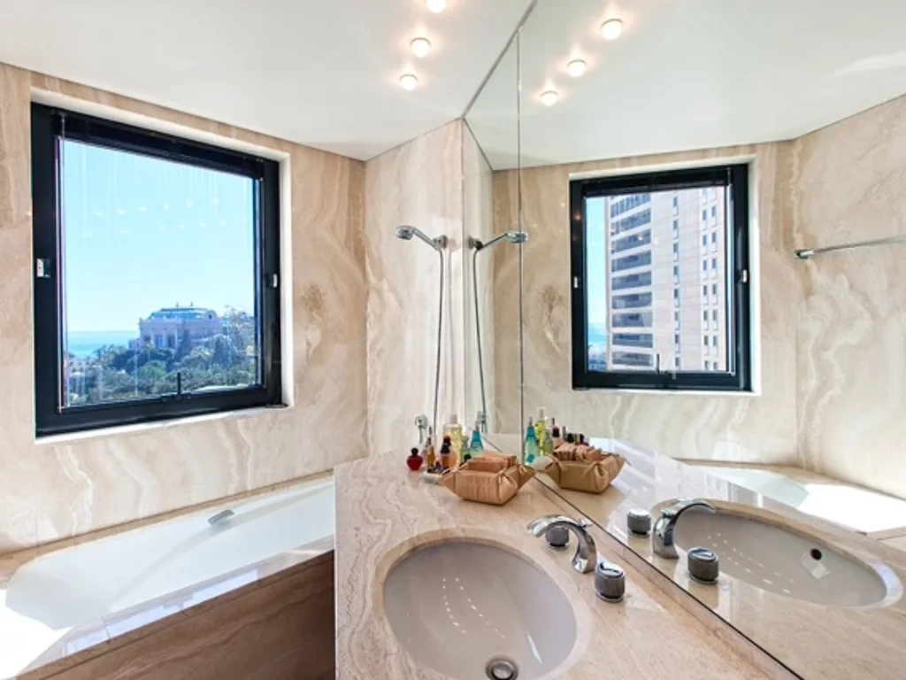 Flat in Monte-Carlo, Monaco, 168 m² - picture 15