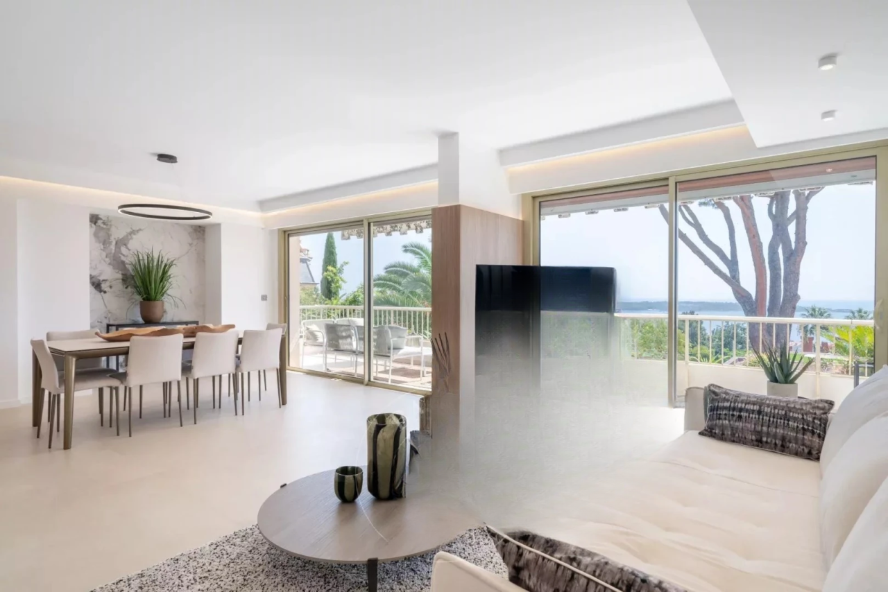 Flat in Cannes, France, 121 m² - picture 17