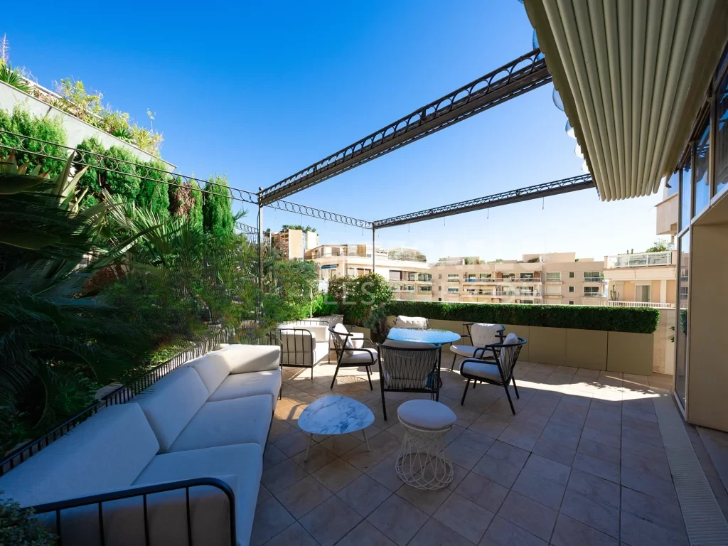 Flat in Saint Roman, Monaco, 291 m² - picture 17
