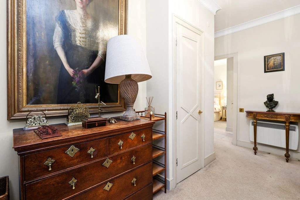 Flat in London, United Kingdom, 65 m² - picture 12