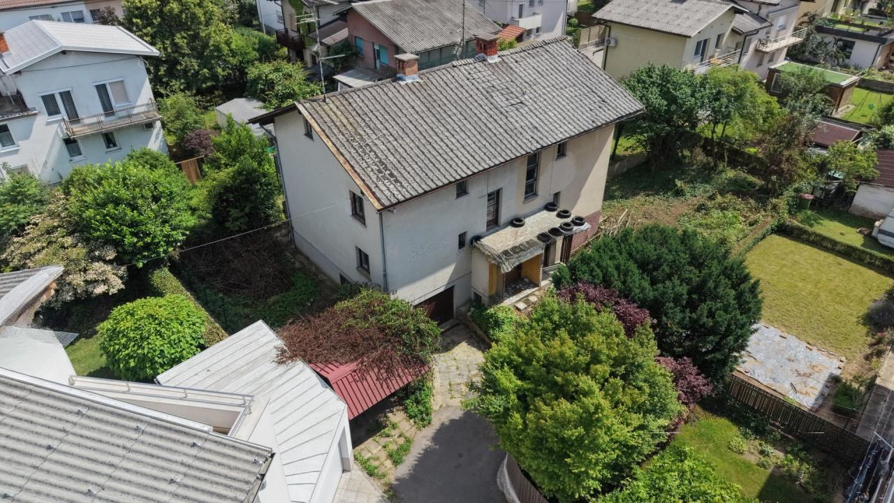 Casa a Lubiana, Slovenia, 192 m² - foto 1