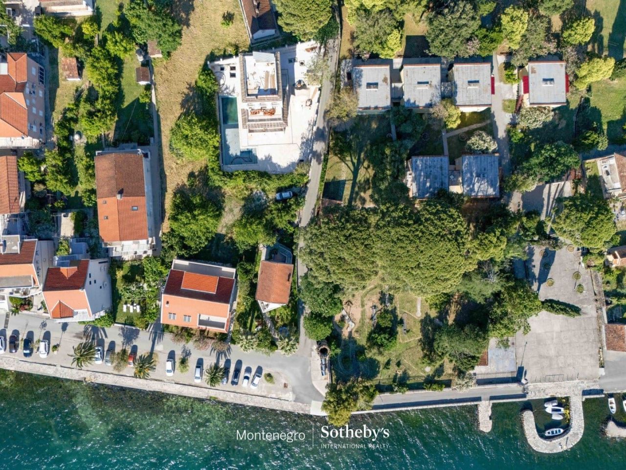Casa a Tivat, Montenegro, 410 m² - foto 13