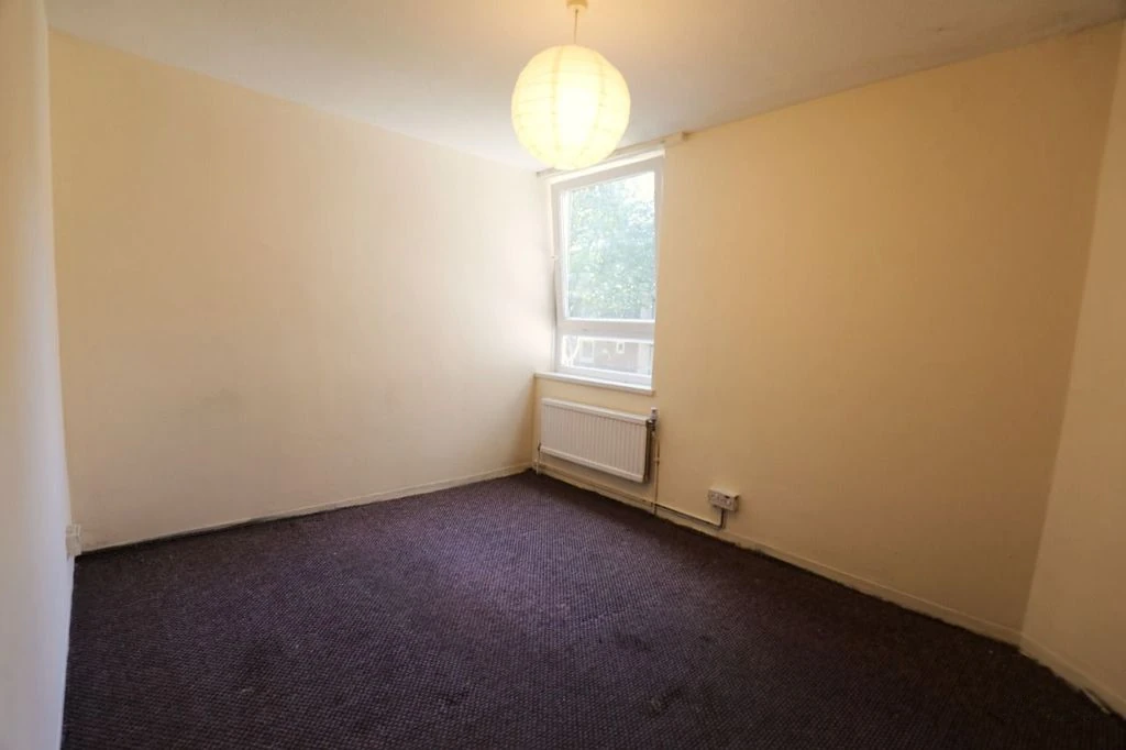 Flat in London, United Kingdom, 73 m² - picture 1