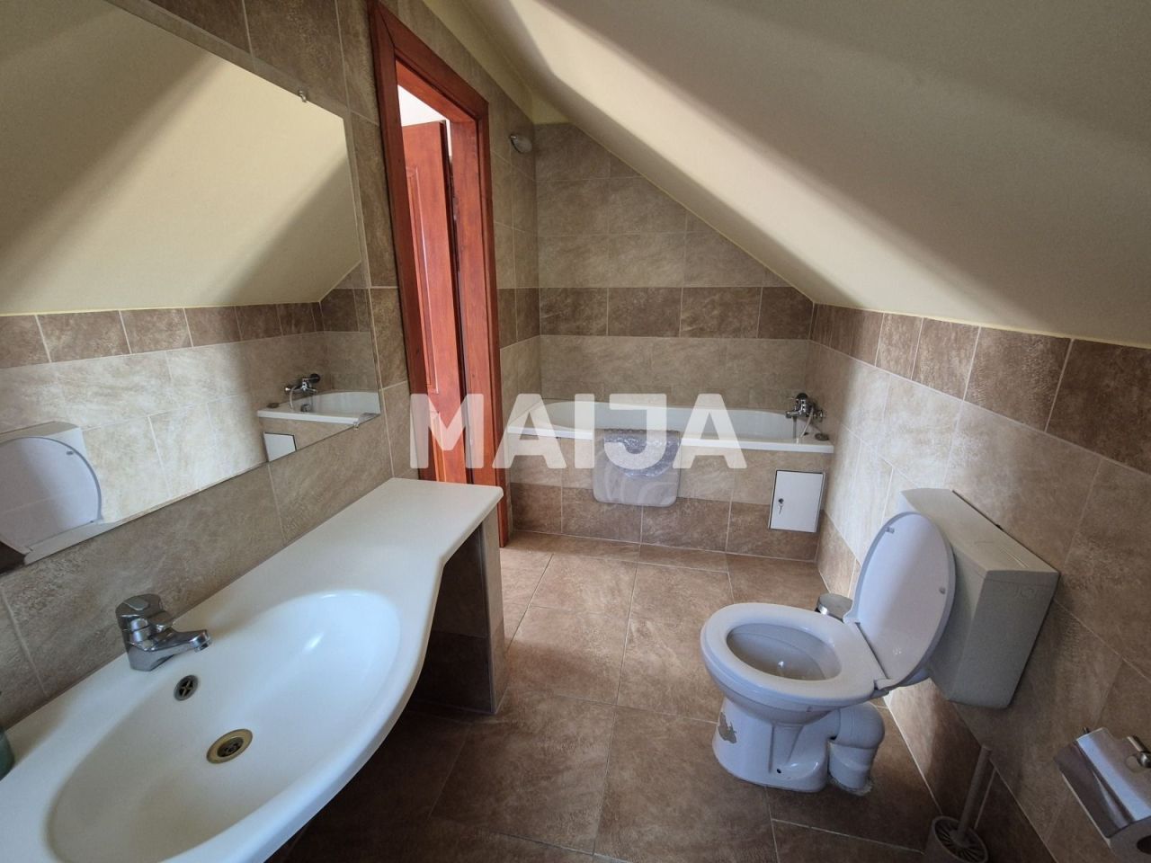 Casa Paloznak, Hungría, 271 m² - imagen 19