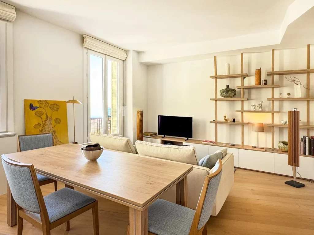 Appartement à Saint-Roman, Monaco, 59 m² - image 2