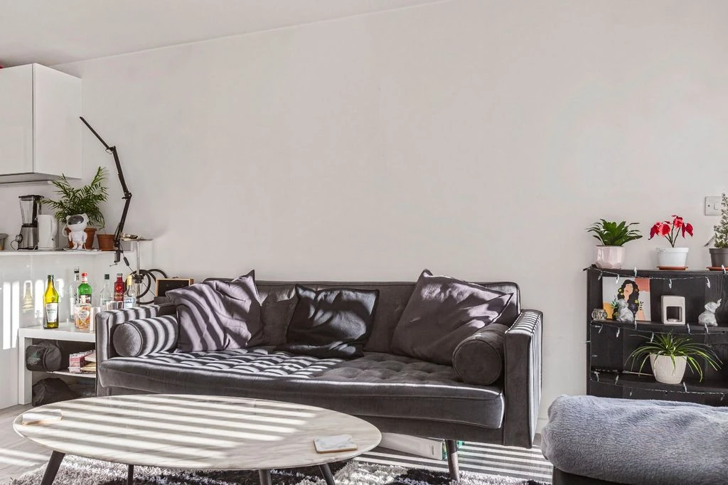Flat in London, United Kingdom, 52 m² - picture 3