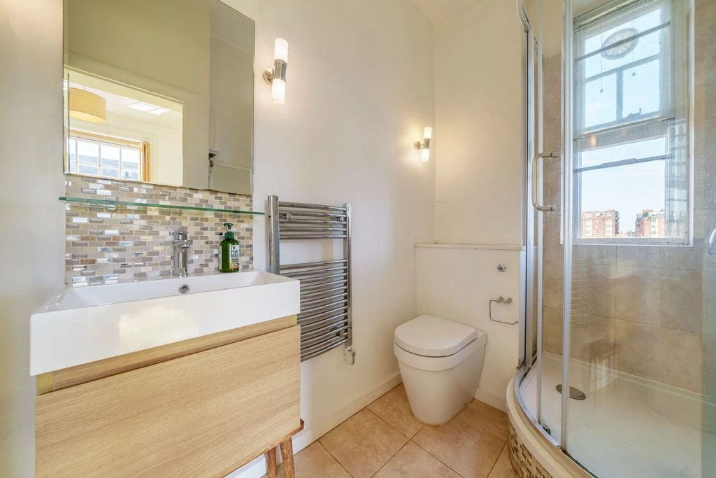 Flat in London, United Kingdom, 21 m² - picture 7