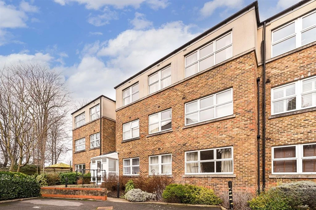 Flat in London, United Kingdom, 53 m² - picture 8