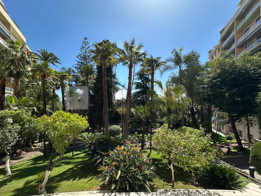 Flat in Monte-Carlo, Monaco, 40 m² - picture 14
