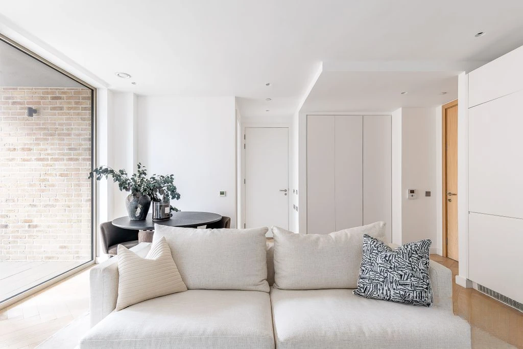 Flat in London, United Kingdom, 50 m² - picture 16