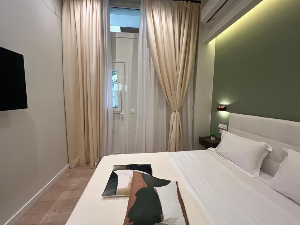 Flat in Athens, Greece, 59 m² - picture 9