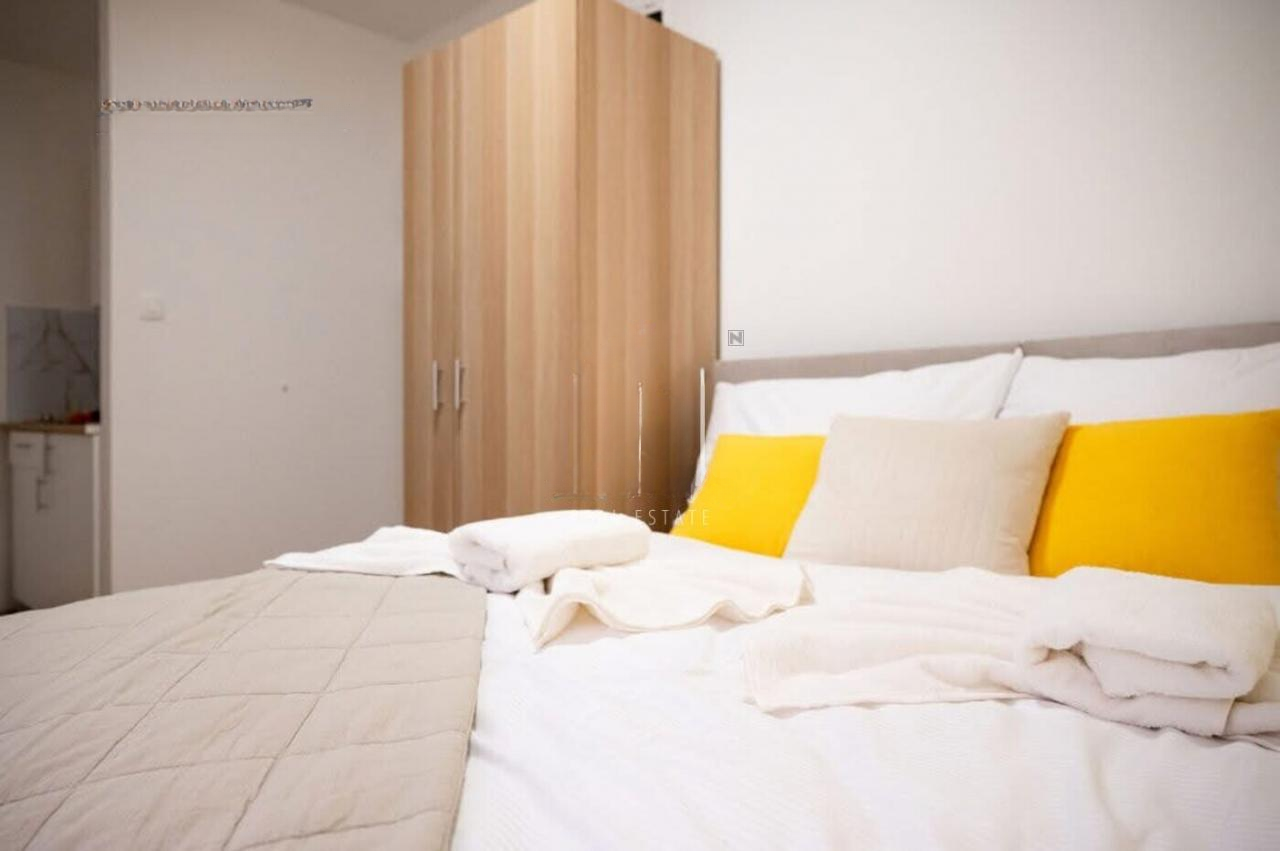 Flat in Izola, Slovenia, 21 m² - picture 8