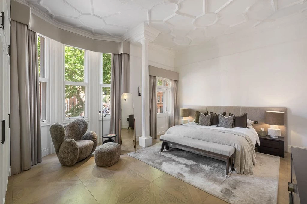 Flat in London, United Kingdom, 170 m² - picture 2