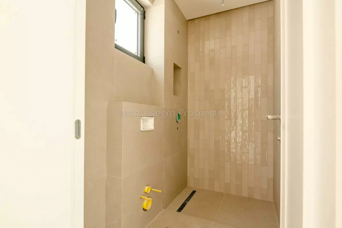 Townhouse in Rezevici, Montenegro, 140 m² - picture 7