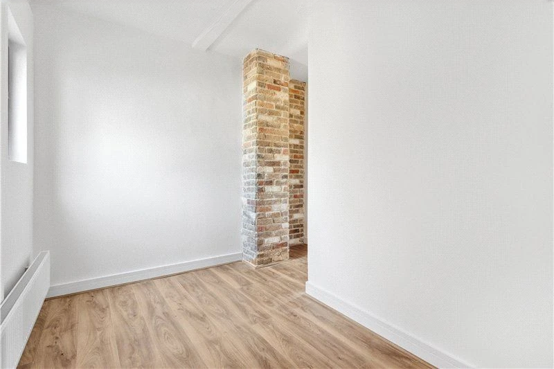 Flat in London, United Kingdom, 51 m² - picture 1