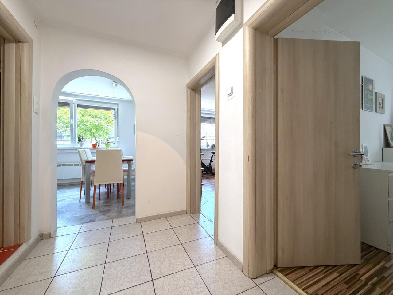 Piso en Liubliana, Eslovenia, 59 m² - imagen 5