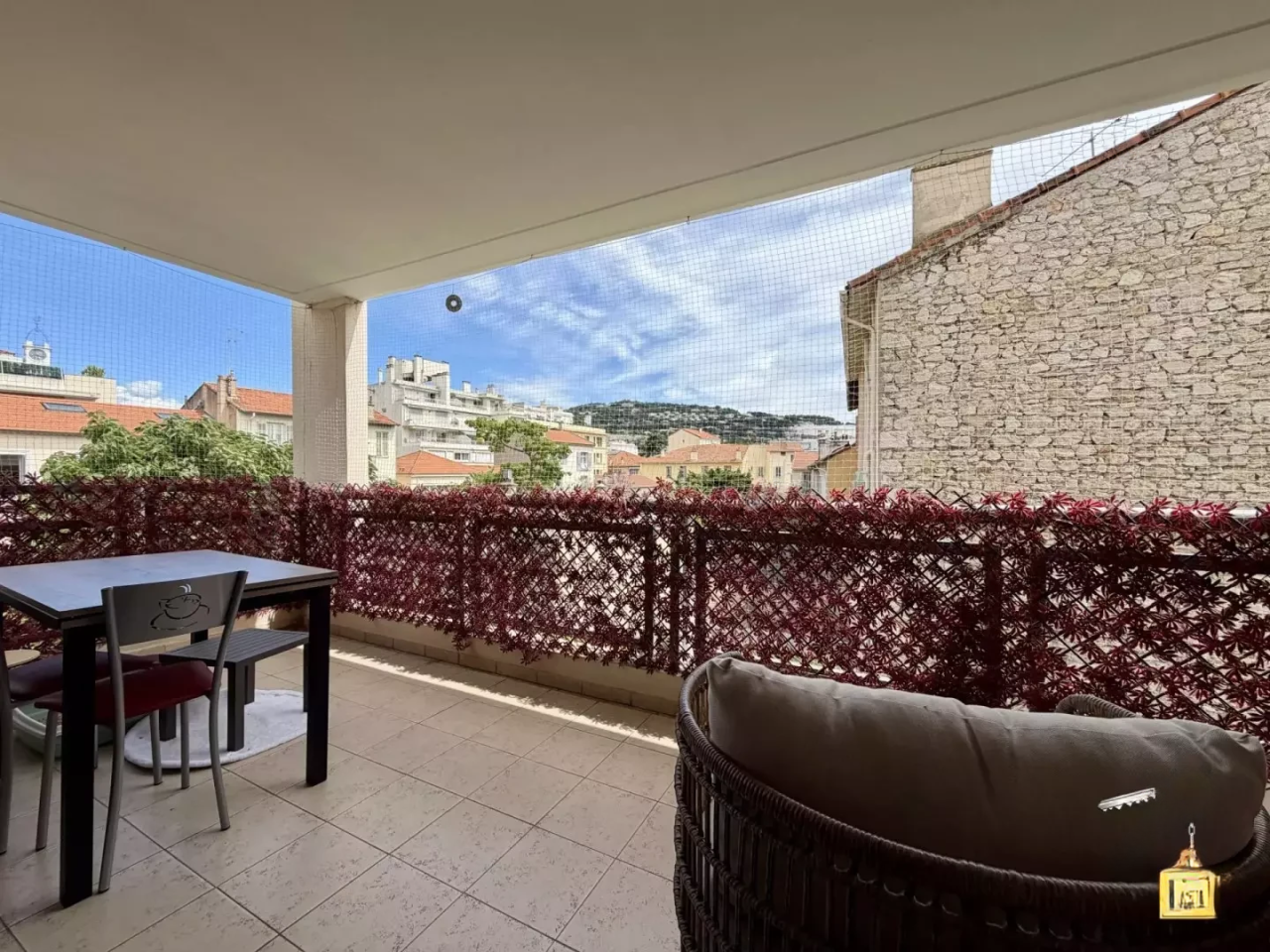 Flat in Cannes, France, 53 m² - picture 1