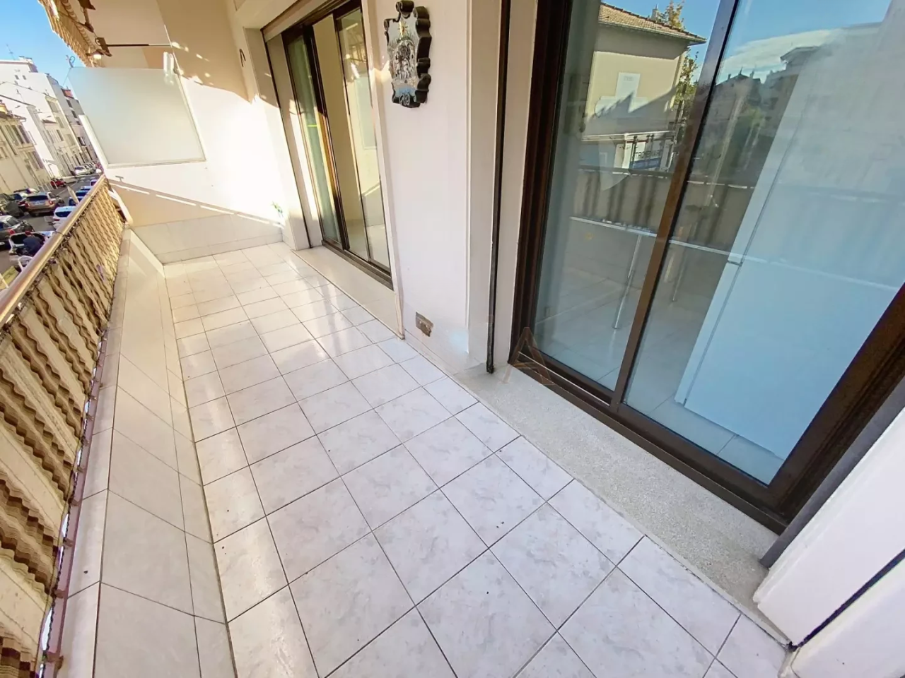 Flat in Cannes, France, 33 m² - picture 1