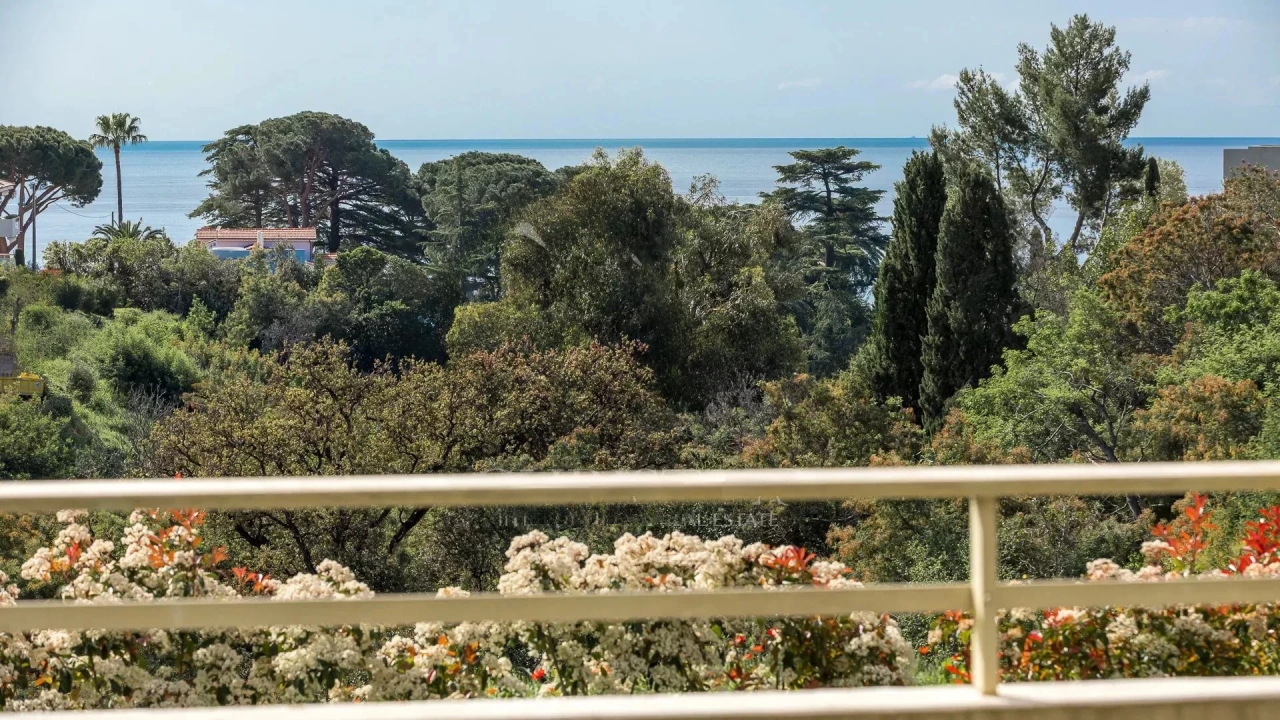 Casa a Cannes, Francia, 78 m² - foto 1
