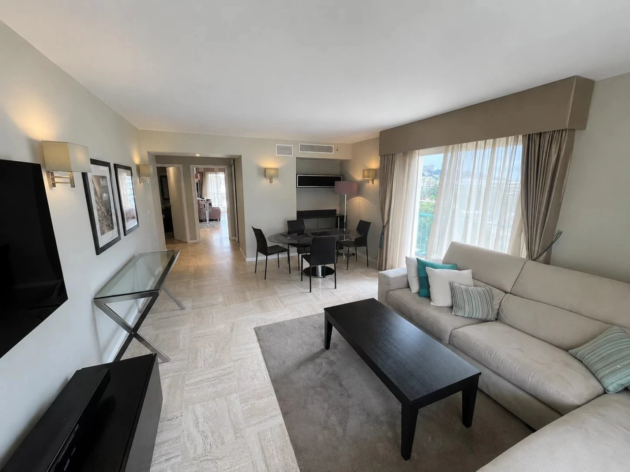 Flat in Cannes, France, 98 m² - picture 4