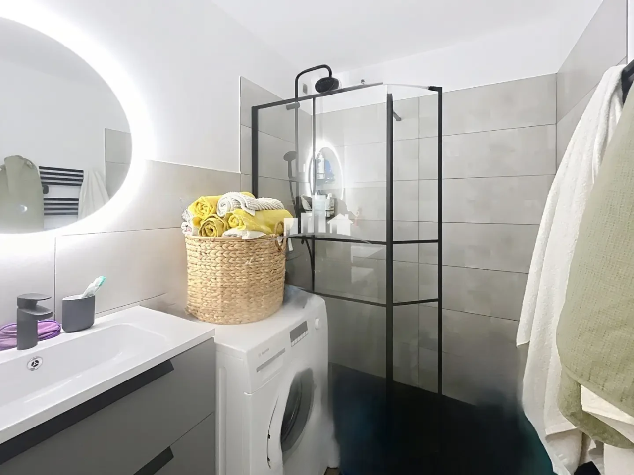 Flat in Cannes, France, 72 m² - picture 6