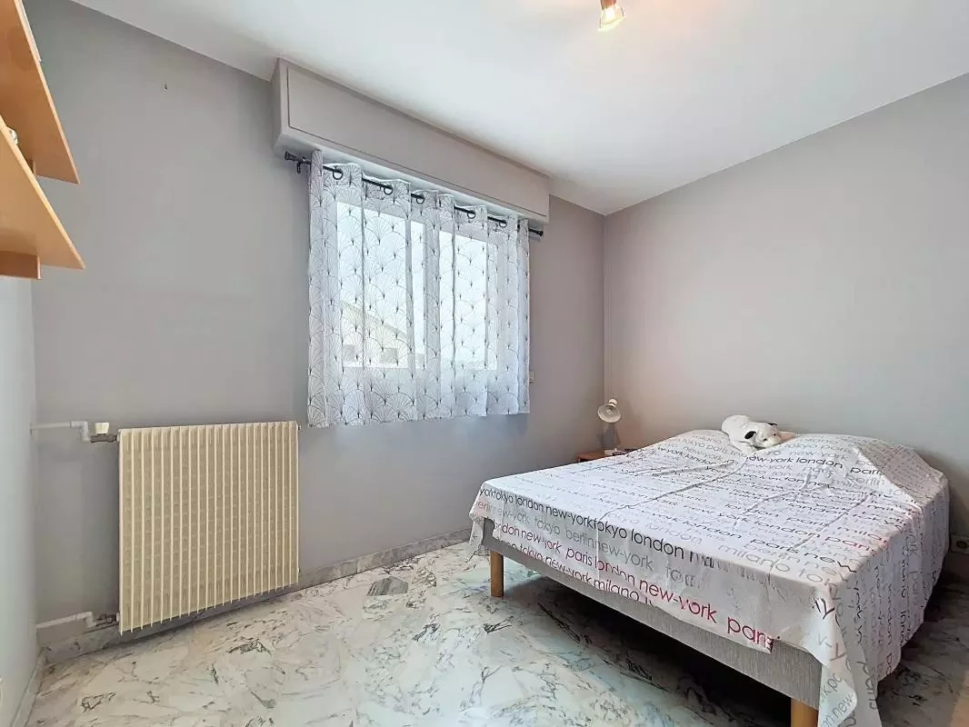 Flat in Cannes, France, 70 m² - picture 7