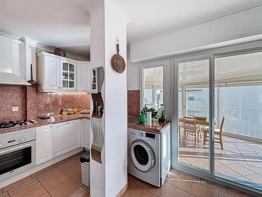 House in Cannes, France, 100 m² - picture 8