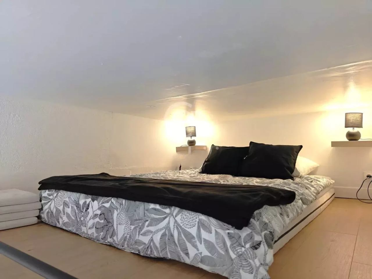 Flat in Cannes, France, 22 m² - picture 8