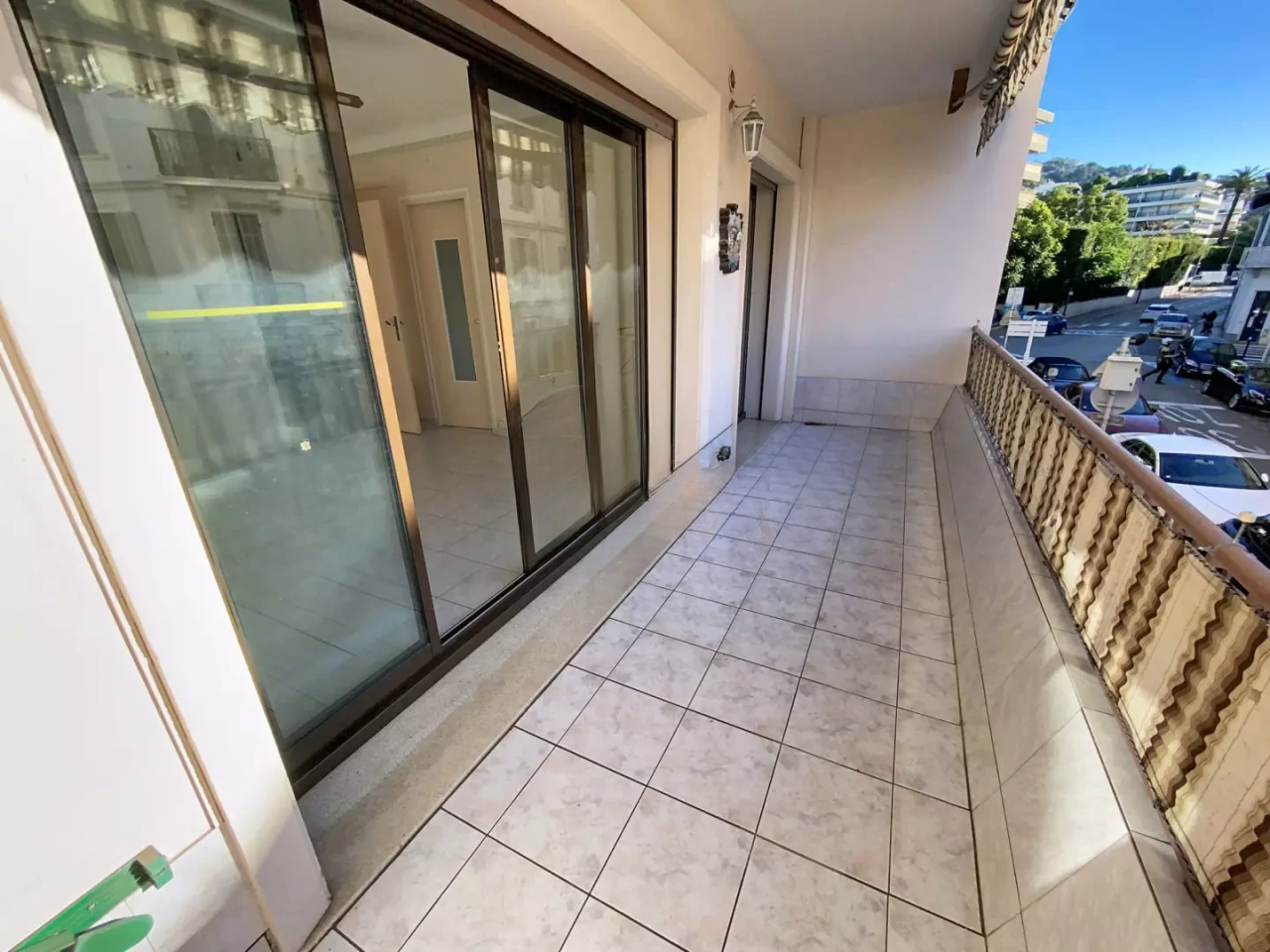 Flat in Cannes, France, 33 m² - picture 11