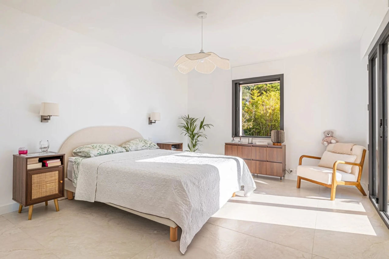 Flat in Cannes, France, 375 m² - picture 13