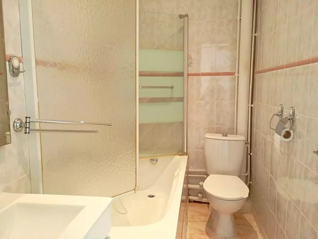 Flat in Cannes, France, 46 m² - picture 15