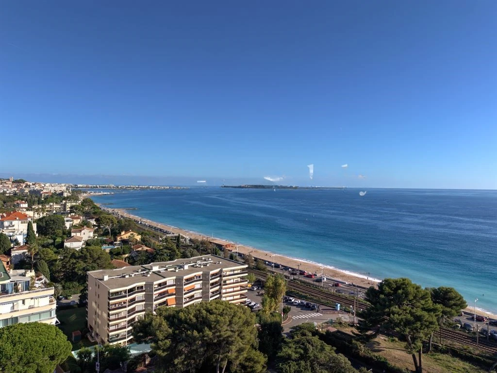 Flat in Cannes, France, 116 m² - picture 19