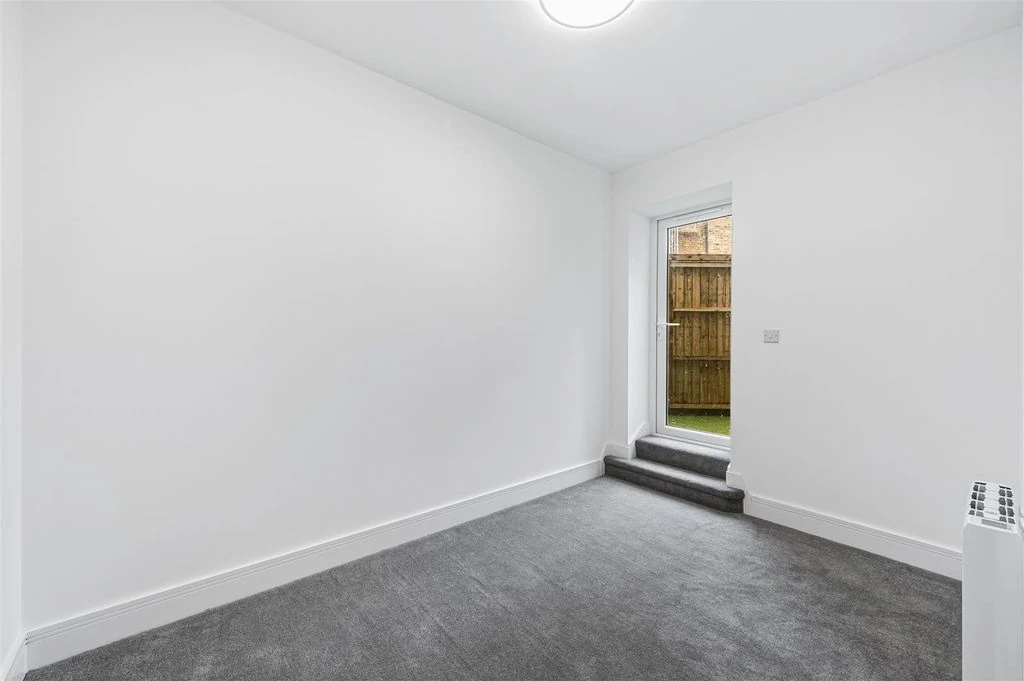 Flat in London, United Kingdom, 55 m² - picture 4