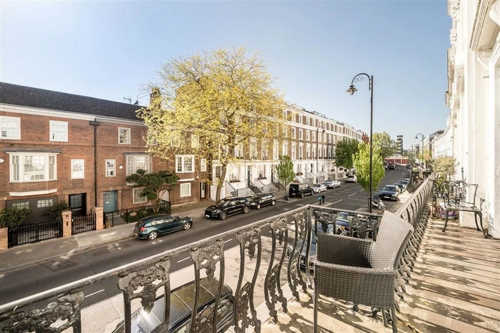 Flat in London, United Kingdom, 59 m² - picture 5