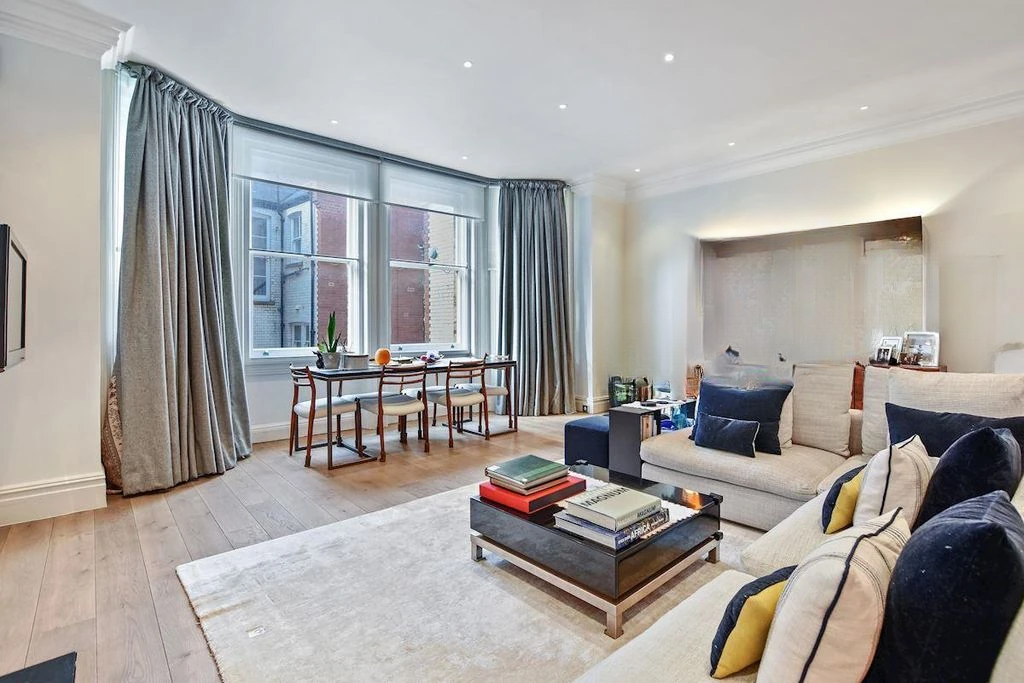 Flat in London, United Kingdom, 94 m² - picture 6
