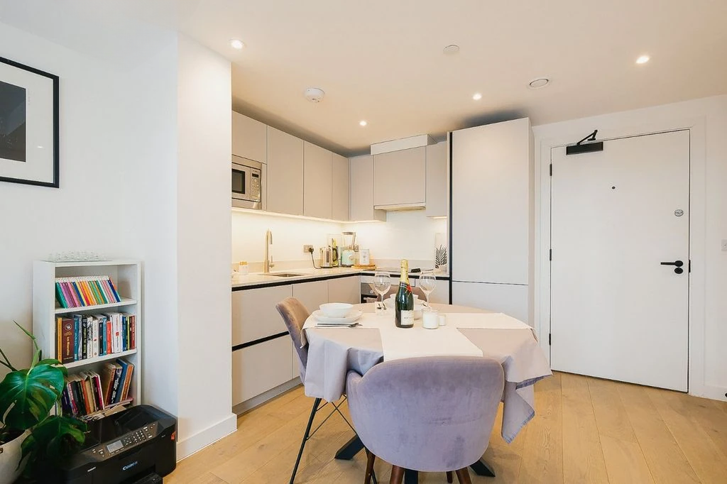 Flat in London, United Kingdom, 37 m² - picture 7