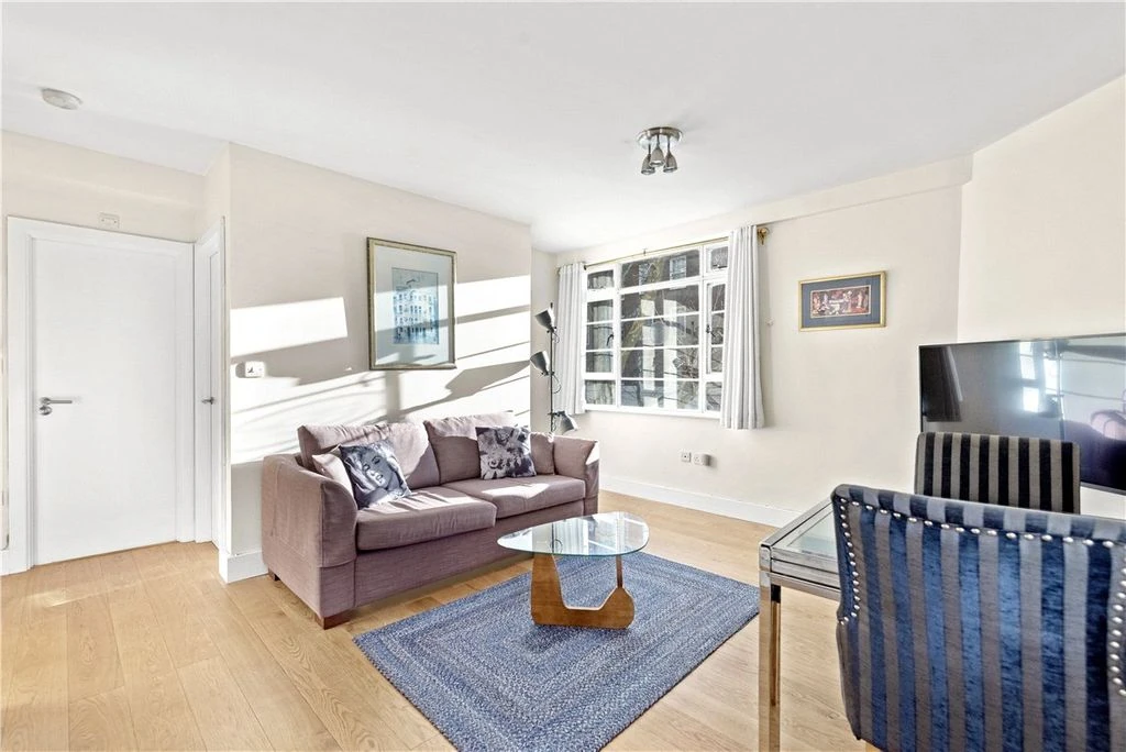 Flat in London, United Kingdom, 33 m² - picture 10